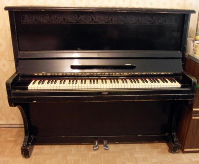 Пианино даром - SDC11537.JPG