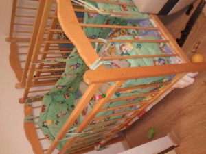 Отдам две кроватки - 20150314_215218.jpg