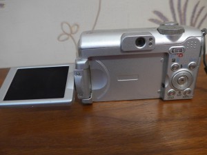 Отдам фотоаппарат - Canon2.JPG