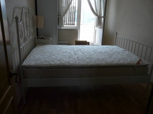 Отдам даром двуспальную кровать - P1110501.JPG