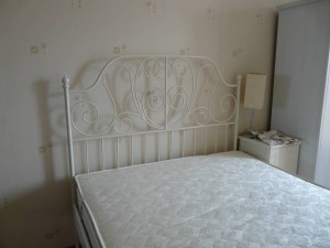 Отдам даром двуспальную кровать - P1110504.JPG