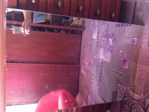 Отдам ковер, зеркало, магнитную доску - image.jpg