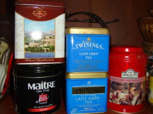 Отдам банки из-под чая - DSC03684.JPG