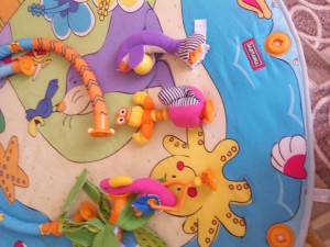 Отдам развивающий коврик - IMG_20150807_110859.jpg