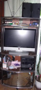 Отдам тумбу под ТВ и компьютерный стол - DSC00409.JPG