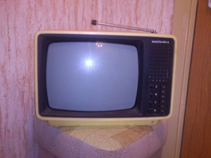 Отдам телевизор Юность-406Д - IMG_20150928_210622.jpg