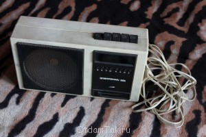 Отдам переноску, volcano, кейсы для CD, радиоприемник - IMG_6774.JPG