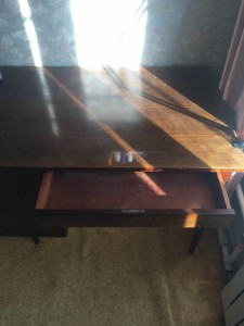 Отдам стол письменный Москва Измайлово - IMG_9130.JPG