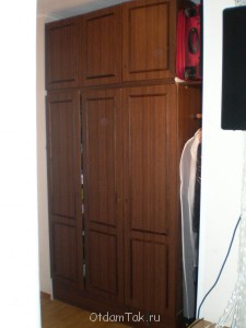 Отдам шкаф б/у: 3-хстворчатый с большими антресолями. Высота 250 см, ширина, 125 см, глубина 60 см. Самовывоз. <br /><br />м. Лесная<br />89210919442