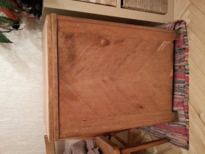 отдам в дар ножную швейную машинку с тумбой - 4.jpg