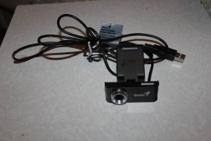 отдам вебкамеру Genius - USB - ОТДАЛИ - IMG_8272.JPG