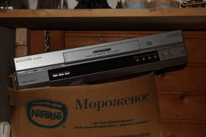 Видеомагнитофон - обмен на шоколадку - IMG_8278.JPG