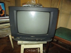 Лот №3 Телевизор Самсунг 14"