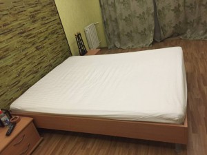 Двуспальная кровать с матрасом в дар - image.jpeg