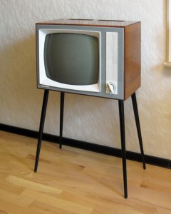 Приму в дар старый советский телевизор можно в нерабочем состоянии  - 69107_640.jpg