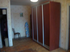 Отдам мебель, посуду, книги - большой шкаф.JPG