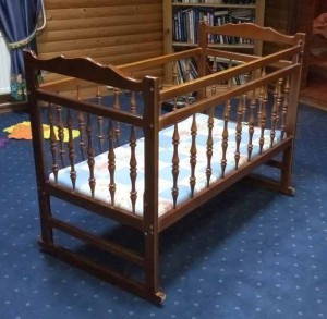 Отдам кроватку детскую даром. - P60116-174142.jpg