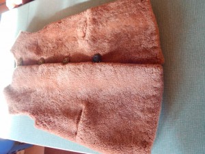 Отдам меховой жилет - DSCN0626.JPG