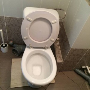 Газовая плита, унитаз - image.jpeg