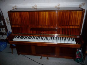 Пианино Березка в дар отдано  - P1110740.JPG