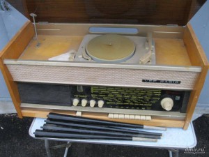 приму в дар телевизор старый на ножках или радиолу можно только корпус - 22005940.jpg