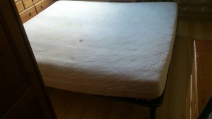 Отдано. Матрас 180 200 и подиум для него - DSC_0009.jpg