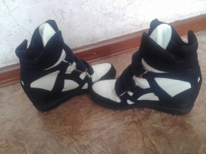 кросовки сникерсы на платформе и полуботиночки на 37 разм - 20160408_102615.jpg