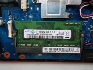 Остатки нетбука на пиво - DSCN0909.JPG