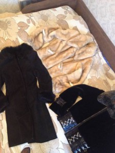 Отдам женскую одежду и обувь  - image.jpg