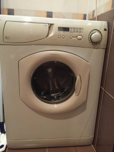 Отдам стиральную машину Ariston ALDS100 - image.jpeg