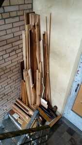 Отдам даром в Москве 60 досок и досочек много  - img_20160519113436.jpg