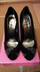 37-й , 400р..одеты один раз, иск.замша