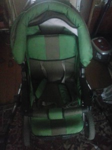 Продам срочно коляску трансформер зеленого цвета - CAM02667.jpg