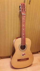 Отдам гитару - 20160607_193218.jpg