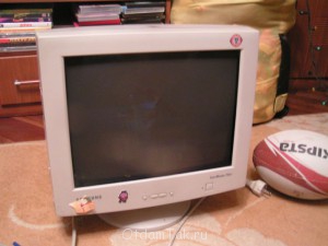 ЭЛТ Монитор Samsung SyncMaster 755DF - PICT0005.JPG
