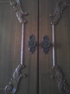 Пристроено. Стенка с фасадом из массива красного дерева. - IMG_20160404_163128_2CS.jpg