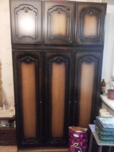 Отдам стенку, шкаф, кухонный гарнитур, стол - 20160822_182110.jpg