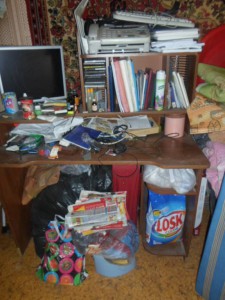 Стол прямой с надстройкой и угловой стол и стул. - SAM_0014.JPG