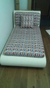 Отдам даром кушетку Отдана - кушетка.jpg