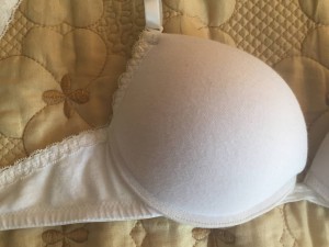 Бюстгальтер белый пуш ап 1-2 размер 75-85  - image.jpeg