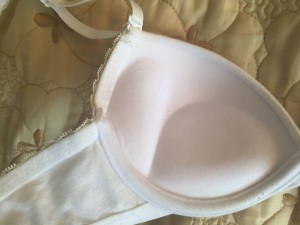 Бюстгальтер белый пуш ап 1-2 размер 75-85  - image.jpeg