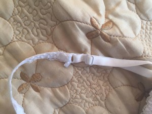 Бюстгальтер белый пуш ап 1-2 размер 75-85  - image.jpeg