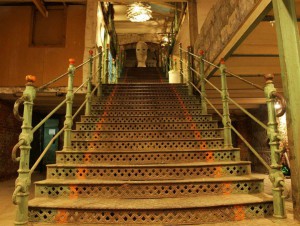 Пожить в Подмосковье даром  - лестница.jpg