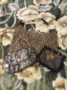 Отдам пакет женских вещей 44р. - IMG_1060.JPG