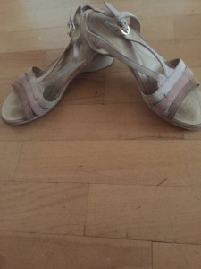 Отдам босоножки р.37 - IMG_5473.JPG