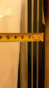 Толщина стекла около 5мм