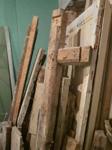 ОТДАМ ДАРОМ ДЕРЕВЯННЫЕ БРУСЫ. - WhatsApp Image 2016-12-12 at 15.26.08 (1).jpeg