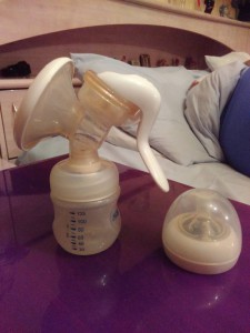 Отдам молокоотсос с бутылочкой 125мл. - IMG_20161206_192415[1].jpg