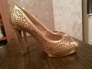 Туфли женские золотого цвета 37-38 размер - 20161223_220109.jpg