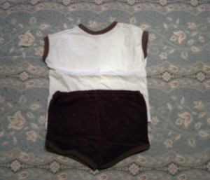 ПОДАРЕНО Детский костюмчик - PC190029.JPG